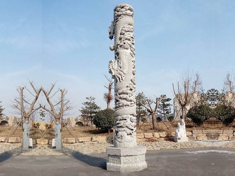 石龍柱